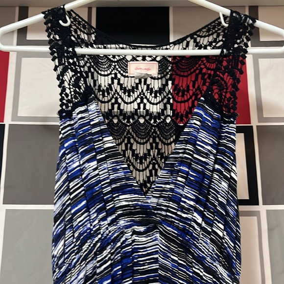 Lace back long sundress fun fabric! - Picture 3 of 4